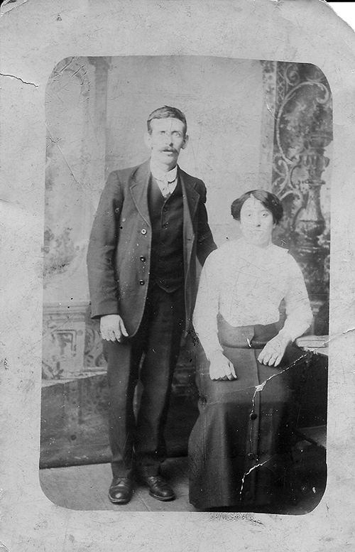 victorian couple